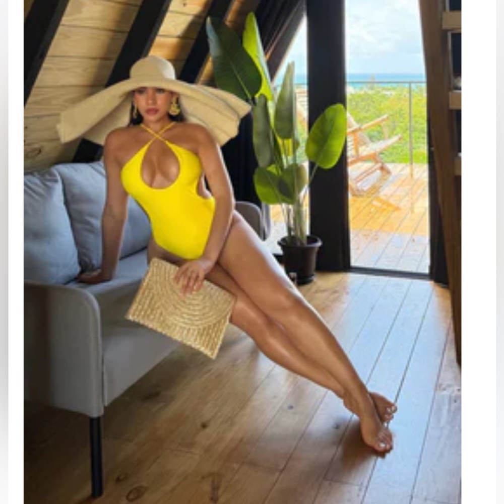 NWT oversized hat